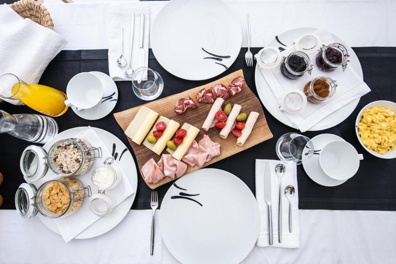Skrabceva Domacija Hotel Ribnica Bagian luar foto